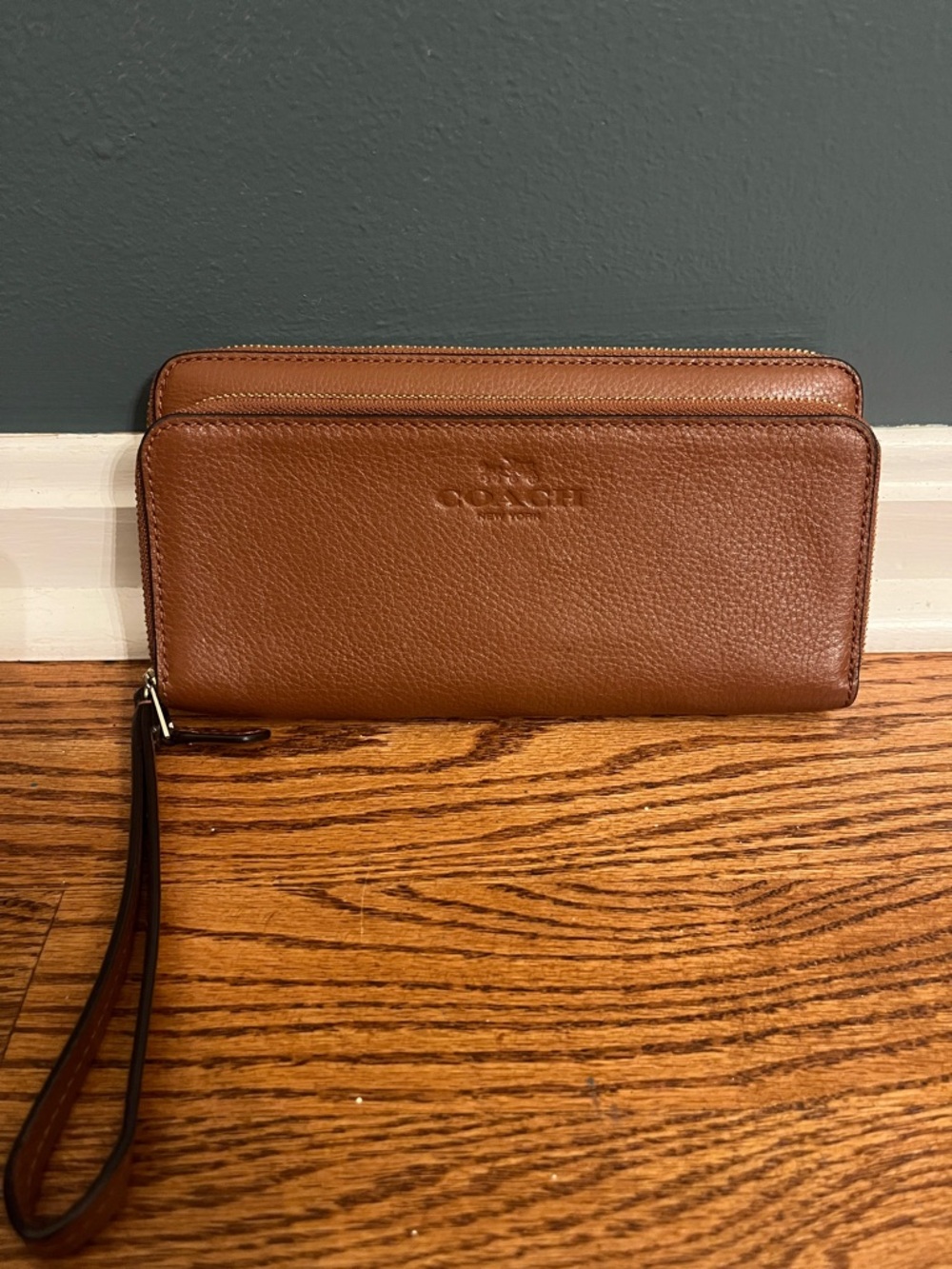 Coach F52718 Saddle Brown Pebble Leather Double Accordion Zip LG Wallet/Wristlet - Picture 2 of 11